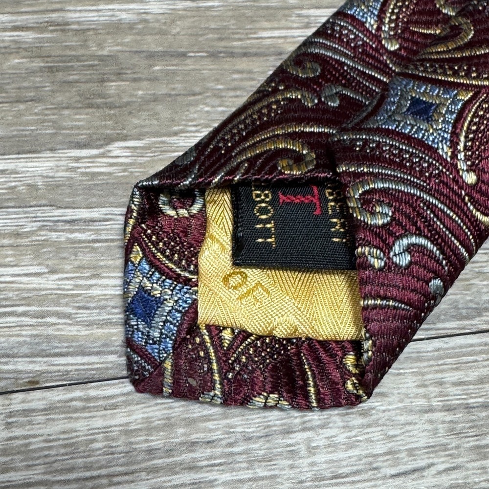 Robert Talbott Nordstrom Handmade Luxury 100% Silk Neck Tie Paisley Burgandy USA - Picture 5 of 10